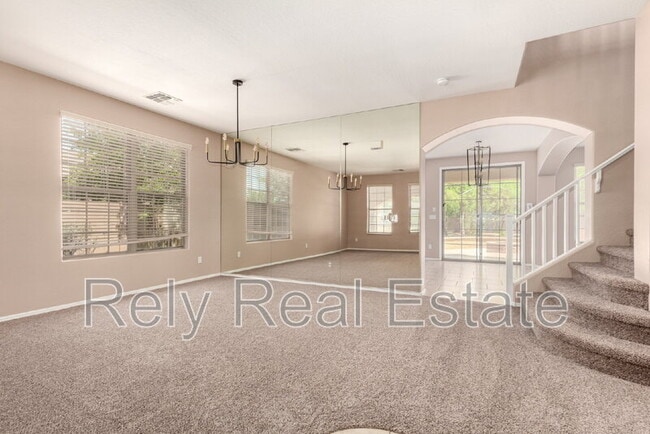 Building Photo - 15204 W Westview Dr