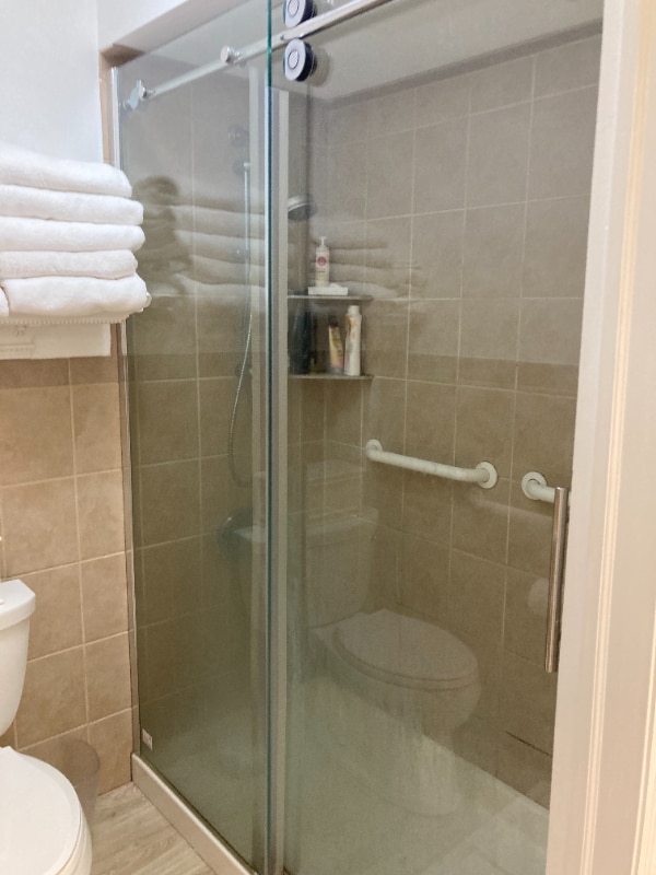 Building Photo - 50 Linden Ct