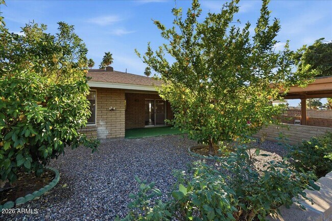 Building Photo - 6408 E Butte St