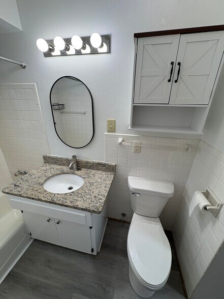 Building Photo - 2950 N 184th St