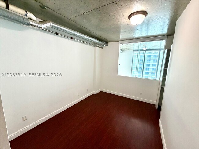 Building Photo - 690 SW 1st Ct