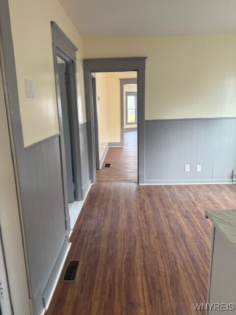 Building Photo - 2255 Genesee St