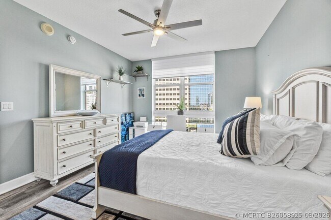 Building Photo - 550 Okeechobee Blvd