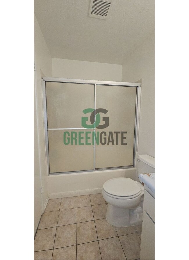 Building Photo - 3 BEDROOM 2 BATH HOME MOVE IN READY IN North MODESTO!