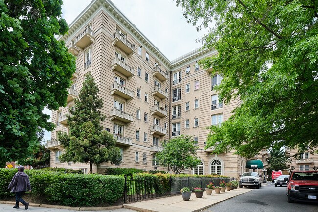 Building Photo - 3420 16th St NW