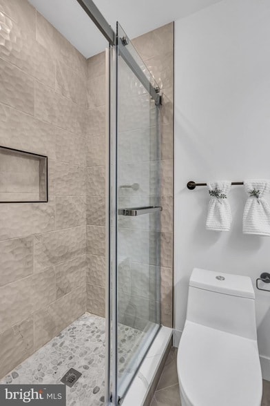 Building Photo - 1103 Fern St NW