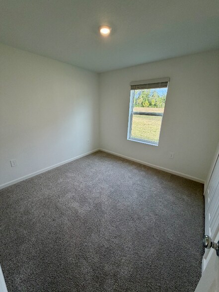 Building Photo - 8341 SW 42nd Cir