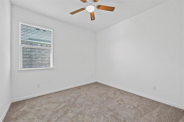 Building Photo - 808 Blackhawk Dr