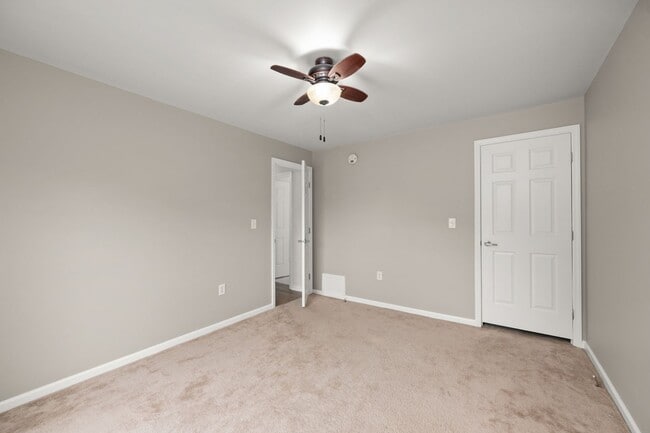Building Photo - Milton Gem for Rent! Spacious 3BR Home, pe...