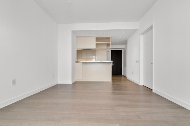 Building Photo - 1 bedroom in New York NY 10002