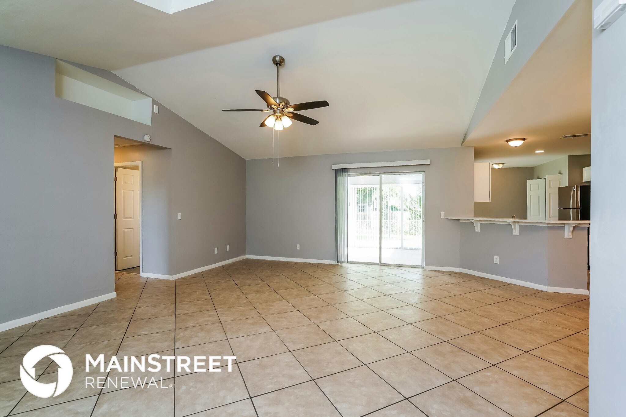 Building Photo - 525 SW 23rd Terrace