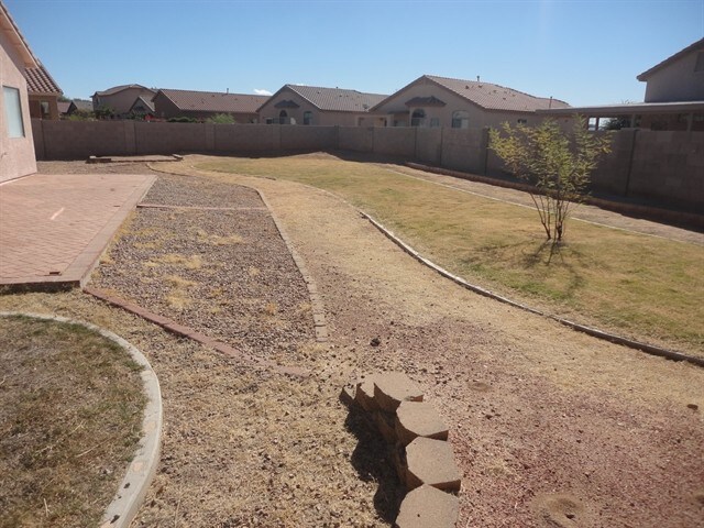 Building Photo - 5711 W Shady Grove Dr