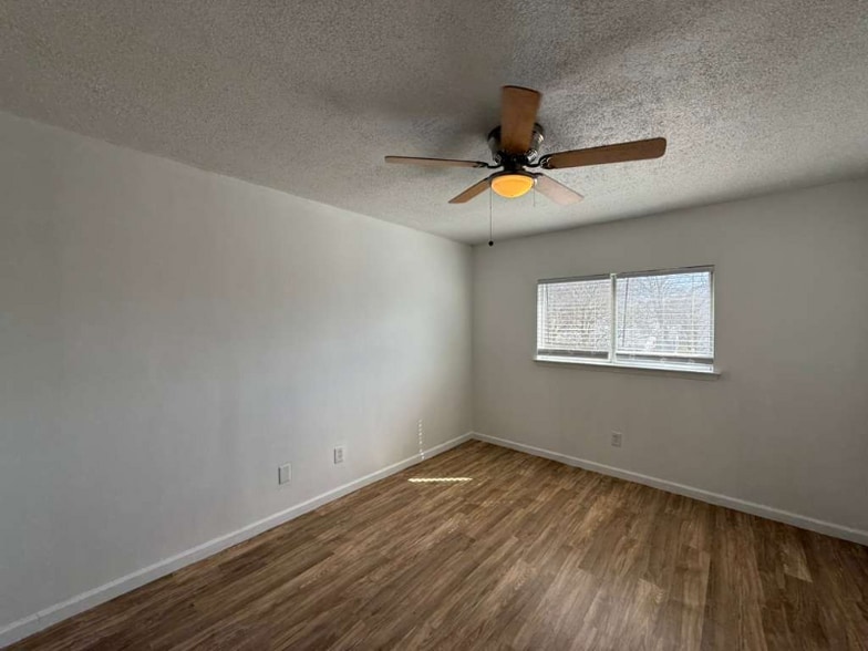 Building Photo - 5910 Summer Fest Dr