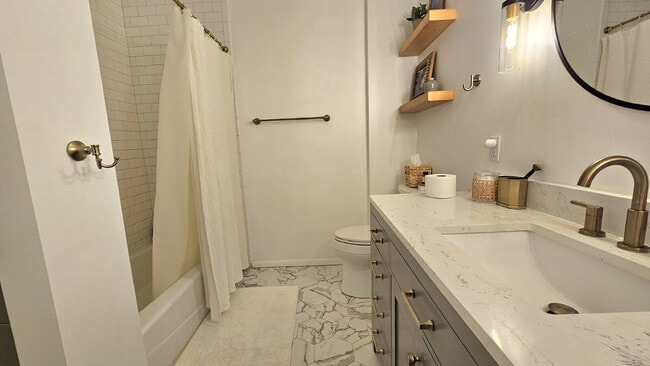 Building Photo - 2-Bed Townhouse with open layour in Hopkins – 1290 Sq Ft of Comfort!"