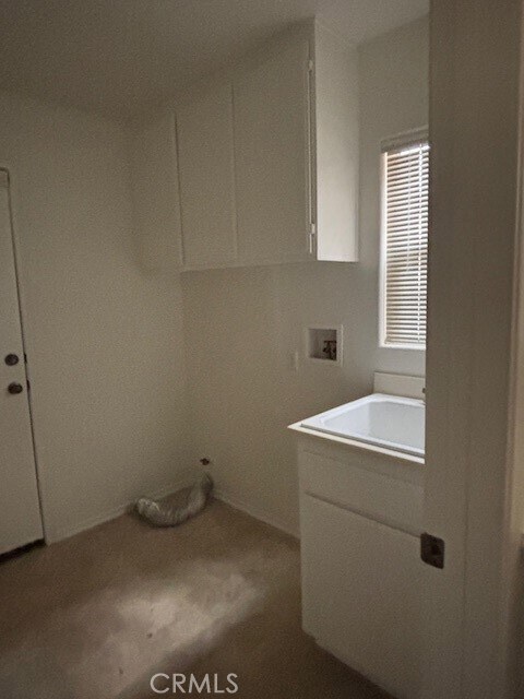 Building Photo - 1066 Birch Ln