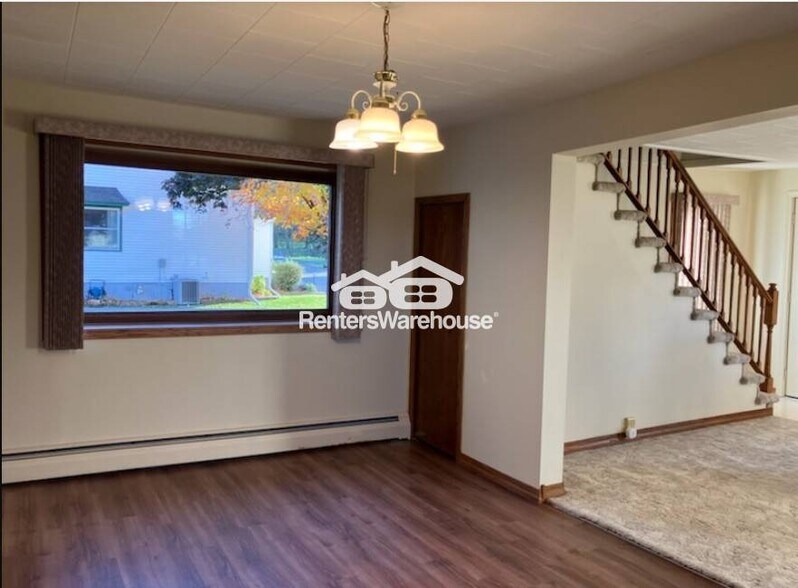 Building Photo - S504 Newman Ave