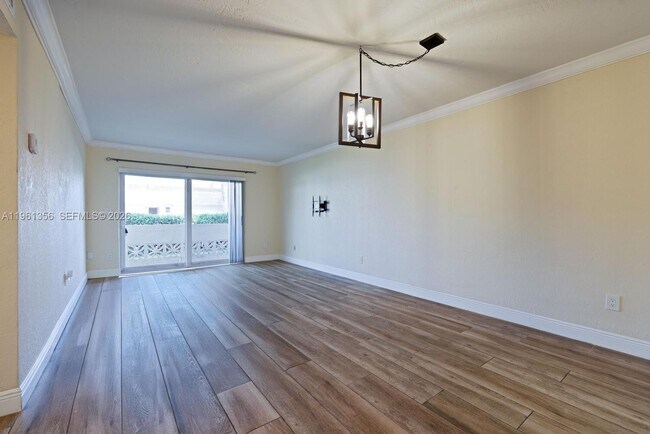 Building Photo - 14500 SW 88th Ave