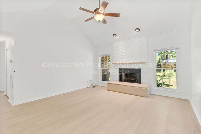 Building Photo - 200 Hermitage Dr