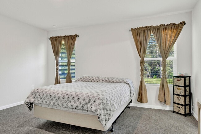 Building Photo - 535 Mary Lou Way