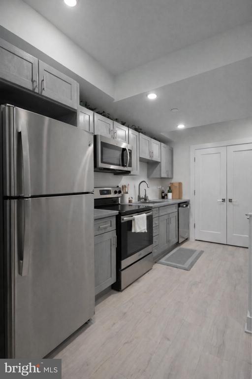 Building Photo - 4219 Filbert St