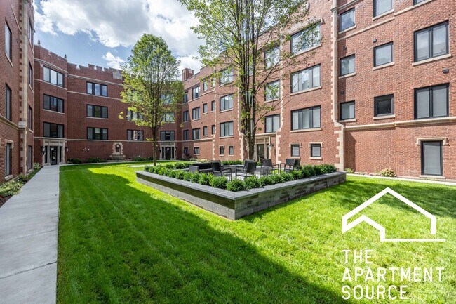 Building Photo - 1341 W Estes Ave