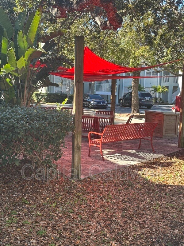 Building Photo - 5440 S MacDill Ave