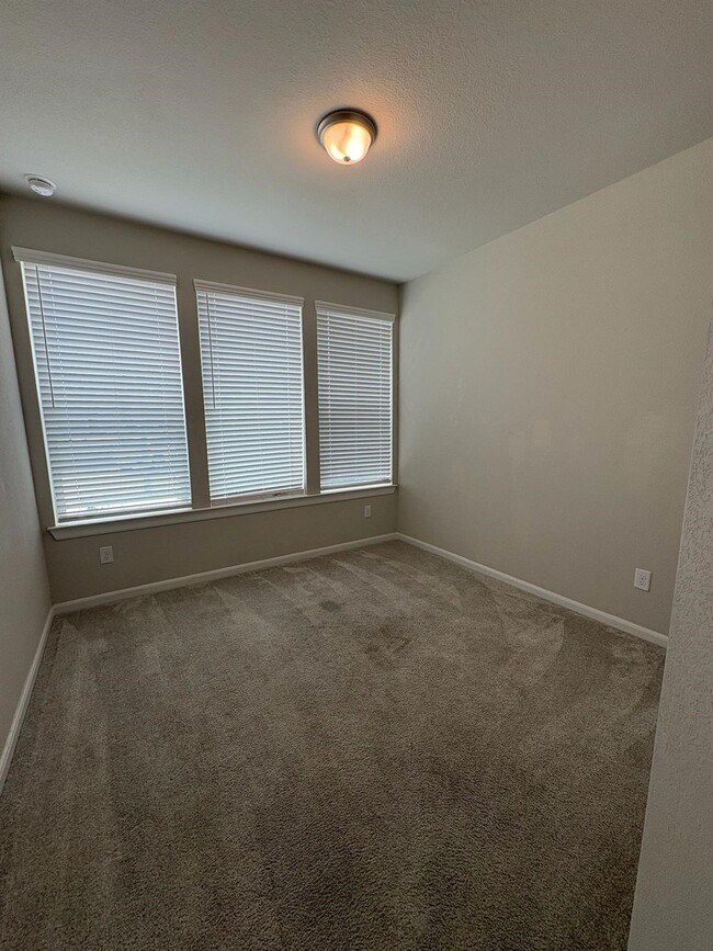 Building Photo - 29406 Amber Pne Ct