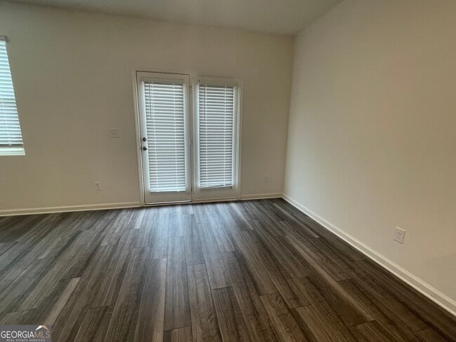 Building Photo - 35299 Condor Ct