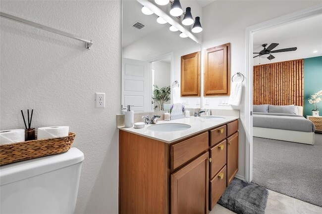 Building Photo - 12520 Anthology St