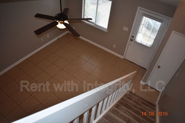Building Photo - 1802 Falconcrest St