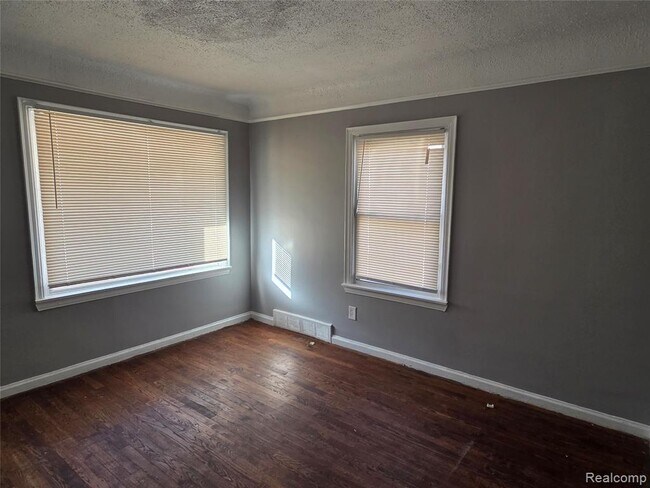 Building Photo - 19496 Braile St