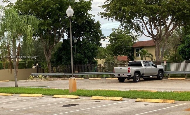 Building Photo - 8035 SW 107th Ave