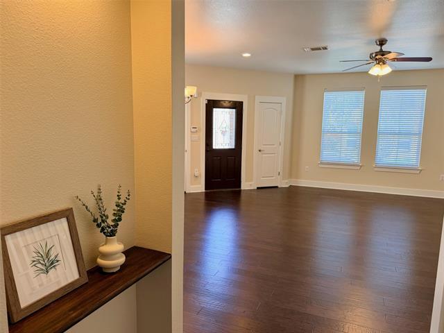 Building Photo - 210 Belleville Dr