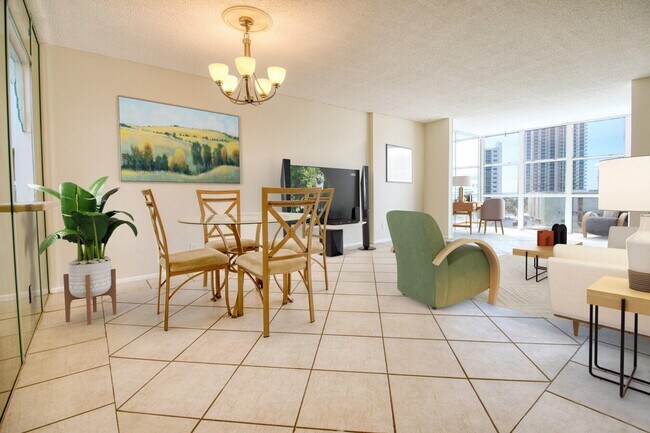 Building Photo - 800 Parkview Dr