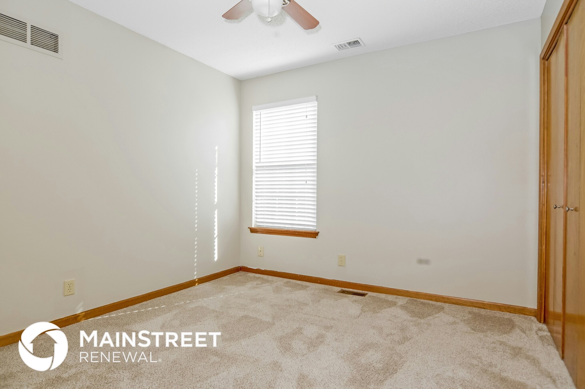 Building Photo - 1330 N Anne Shirley Dr