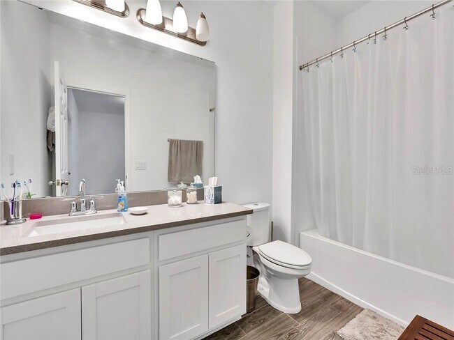 Building Photo - 15691 Willow Arbor Cir