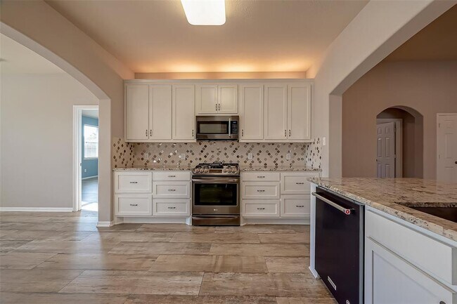 Building Photo - 8306 Hampton Bay Drive