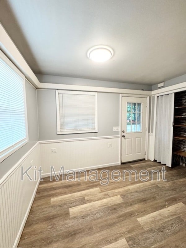 Building Photo - 4631 Burnham Ave
