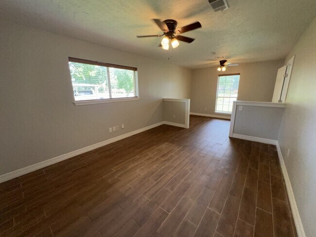 Building Photo - 30707 Martens Rd