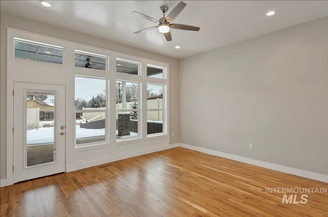 Building Photo - Beautiful Custom Single Level Boise Home A...