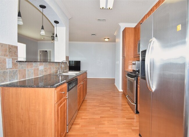 Building Photo - 1711 Old Spanish Trl