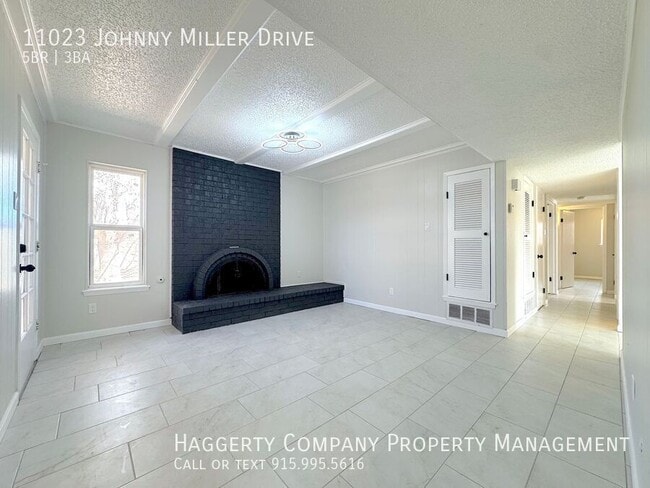 Building Photo - 11023 Johnny Miller Dr