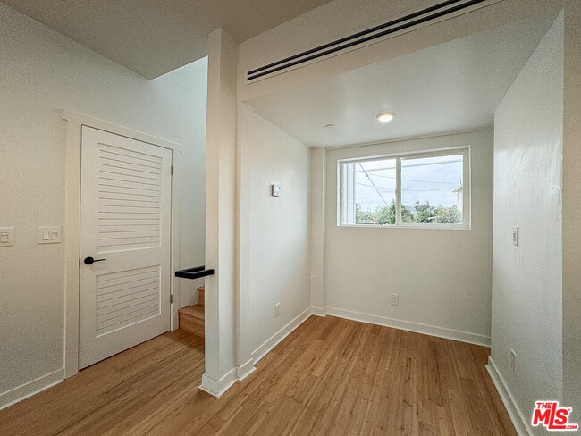 Building Photo - 1411 Tremont St