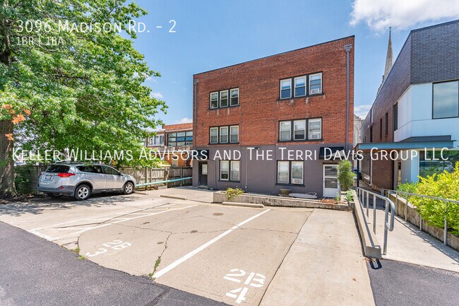 Building Photo - 3096 Madison Rd