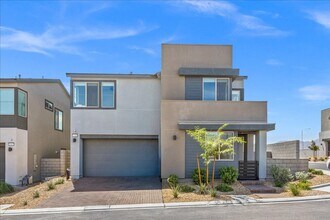 Building Photo - 10489 Mountain Aster Ave