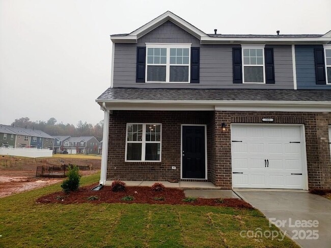 Building Photo - 543 San Marco Dr