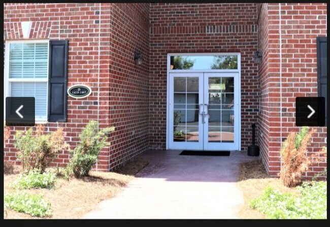 Building Photo - 2 Bedroom 2 Bath Condo in Cambridge Lakes ...