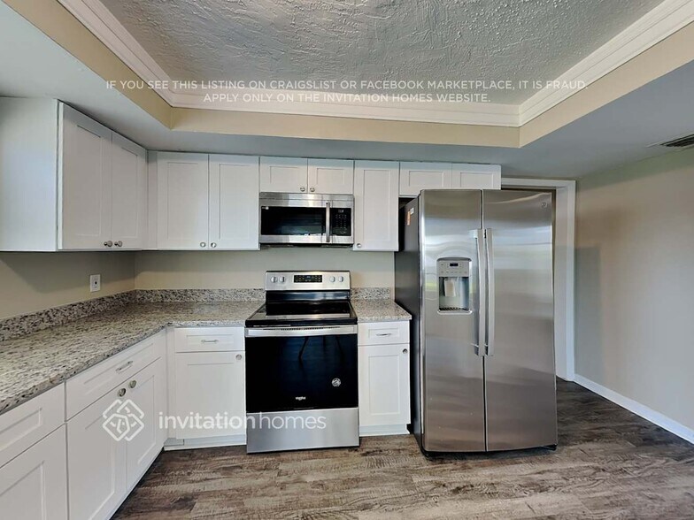 Building Photo - 1440 62nd Terrace S