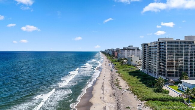 Building Photo - 2727 S Ocean Blvd