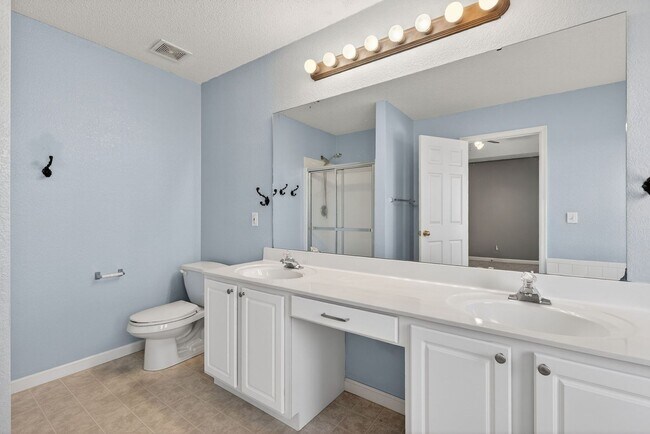 Building Photo - Beautiful 3 Bedroom, 3 Bath Single-Family Home in Wentzville